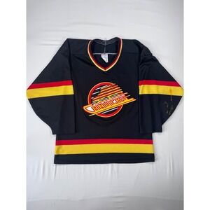 Vintage Vancouver Canucks CCM Hockey Jersey Flying Skate Logo Sz S NHL